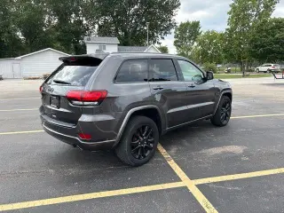 Jeep Grand Cherokee 2018 4x4 Laredo 4dr SUV