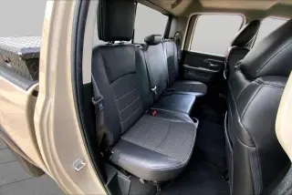 Ram 1500 Clásico 2019 4x2 SLT 4dr Quad Cab 6.3 ft. Pickup