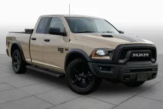 Ram 1500 Clásico 2019 4x2 SLT 4dr Quad Cab 6.3 ft. Pickup