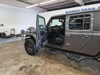 Jeep Gladiator 2022 4x4 Sport 4dr Cabina de Crew 5.0 ft. SB