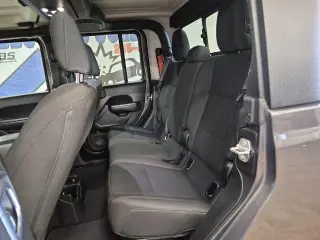 Jeep Gladiator 2022 4x4 Sport 4dr Cabina de Crew 5.0 ft. SB