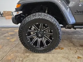 Jeep Gladiator 2022 4x4 Sport 4dr Cabina de Crew 5.0 ft. SB