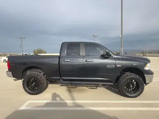 Ram 1500 2017 4x2 SLT 4dr Quad Cab 6.3 ft. SB Pickup