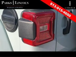 Jeep Wrangler 2024 4x4 Sahara 4dr SUV