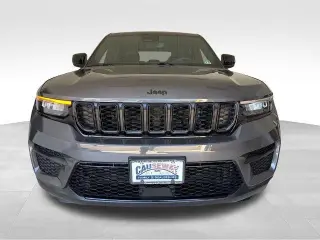 Jeep Grand Cherokee 2024 4x4 Laredo 4dr SUV