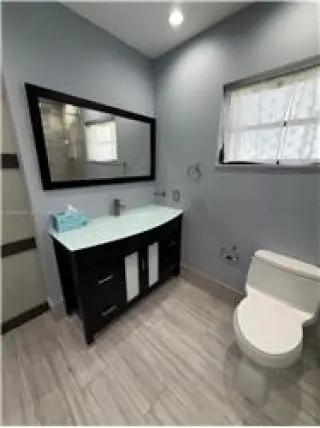 Propiedad para alquilar con 3 dormitorios y 2 baños en Boca Raton