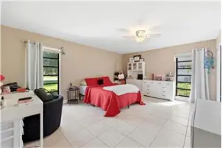Propiedad en alquiler con 3 dormitorios y 2.5 baños en Boca Raton