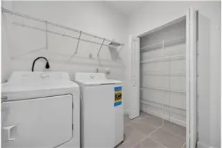 Propiedad en alquiler con 5 dormitorios y 2.5 baños en Homestead
