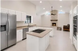 Propiedad en alquiler con 4 dormitorios y 3 baños en Coral Springs