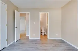 Inmueble en alquiler con 2 dormitorios y 2 baños en Naperville