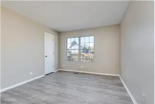Inmueble en alquiler con 2 dormitorios y 2 baños en Naperville