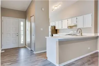 Inmueble en alquiler con 2 dormitorios y 2 baños en Naperville