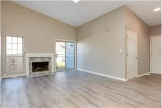 Inmueble en alquiler con 2 dormitorios y 2 baños en Naperville
