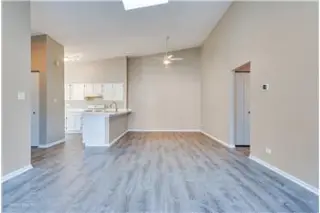 Inmueble en alquiler con 2 dormitorios y 2 baños en Naperville