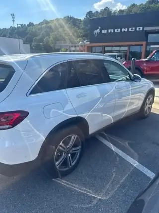 Mercedes-Benz GLC 2022 GLC 300 4dr SUV