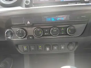 Toyota Tacoma 2023 4x4 TRD Pro Cabine Doble 4 puertas 5.0 ft SB 6M