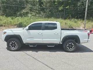 Toyota Tacoma 2023 4x4 TRD Pro Cabine Doble 4 puertas 5.0 ft SB 6M