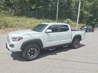 Toyota Tacoma 2023 4x4 TRD Pro Cabine Doble 4 puertas 5.0 ft SB 6M