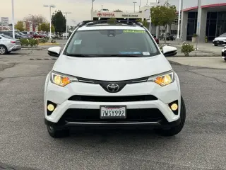 Toyota RAV4 2017 XLE 4p SUV