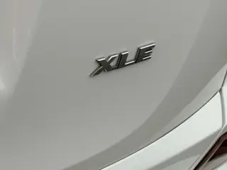Toyota RAV4 2017 XLE 4p SUV