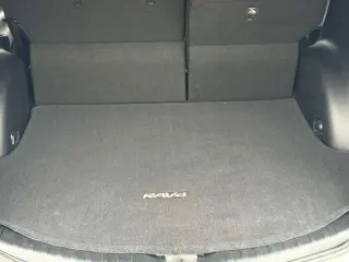 Toyota RAV4 2017 XLE 4p SUV