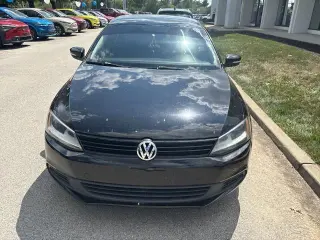 Volkswagen Jetta 2014 SE PZEV Sedán de 4 puertas 6A