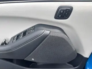 Ford Mustang Mach-E 2023 AWD Premium 4dr SUV