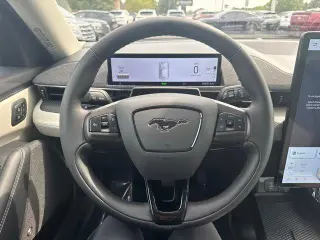 Ford Mustang Mach-E 2023 AWD Premium 4dr SUV