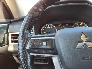 Mitsubishi Outlander 2022 SE 4p SUV