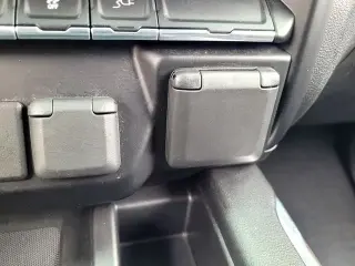 GMC Sierra 1500 2020 4x4 SLT 4p. Cabina de Tripulación 5.8 ft. SB