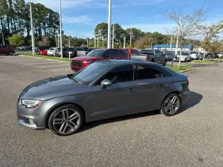 Audi A3 2017 2.0T Premium 4dr Sedán