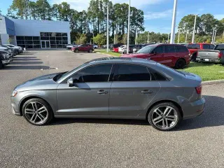 Audi A3 2017 2.0T Premium 4dr Sedán