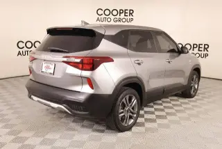 Kia Seltos 2023 AWD LX 4dr SUV