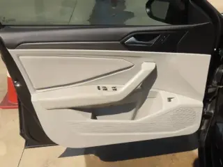 Volkswagen Jetta 2019 SEL Sedán de 4 puertas