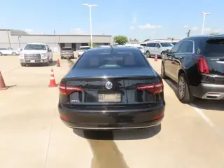 Volkswagen Jetta 2019 SEL Sedán de 4 puertas