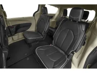 Chrysler Pacifica 2025 Limited Minivan 4p