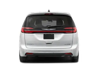 Chrysler Pacifica 2025 Limited Minivan 4p