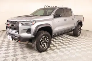 Chevrolet Colorado 2023 4x4 ZR2 4p Camioneta de cabina amplia 5 pies de caja corta