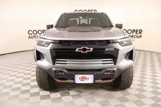 Chevrolet Colorado 2023 4x4 ZR2 4p Camioneta de cabina amplia 5 pies de caja corta