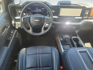 Chevrolet Silverado 1500 2022 4x2 High Country 4dr Crew Cab 5.8 ft. SB
