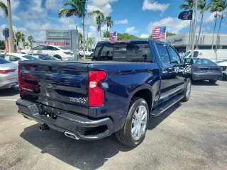 Chevrolet Silverado 1500 2022 4x2 High Country 4dr Crew Cab 5.8 ft. SB