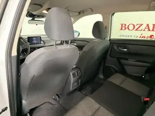 Nissan Rogue 2025 SV 4p Crossover