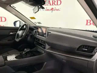 Nissan Rogue 2025 SV 4p Crossover