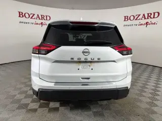 Nissan Rogue 2025 SV 4p Crossover
