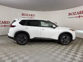 Nissan Rogue 2025 SV 4p Crossover