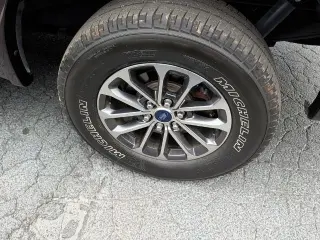 Ford F-150 2018 4x4 XLT 4p SuperCrew 5.5 ft. SB