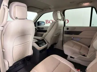 Lincoln Navigator 2018 4x2 Premiere 4dr SUV