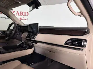 Lincoln Navigator 2018 4x2 Premiere 4dr SUV