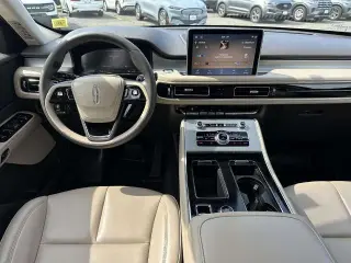 Lincoln Aviator 2023 AWD Estándar 4p SUV