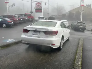 Lexus LS 460 2016 Tracción Total 4p Sedán